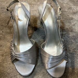 Liz Claiborne Women's Silver Sandals